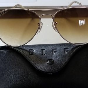 Brand new Diff Aviator sunglasses